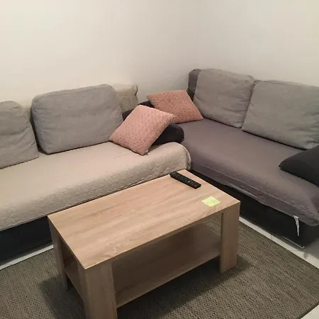 아파트 Leida 2 메덜린